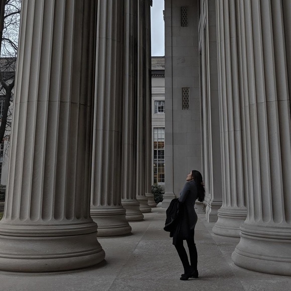 Meet your Posher, Andrea - Picture 1 of 1